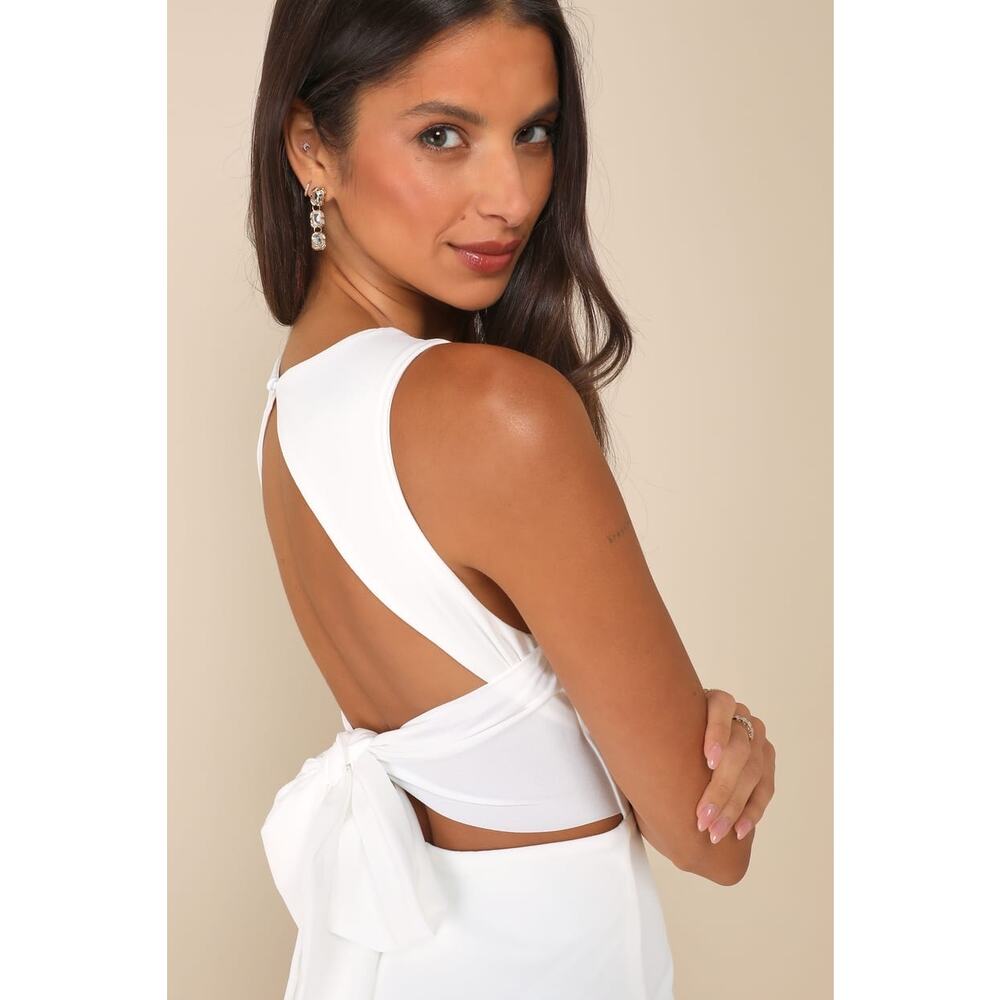 Lulus Confident Cutie White Tie Back
Sleeveless Mini Dress Size M